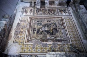 Dünyanın en büyük tek parça mozaiği Antakya'da bulundu
