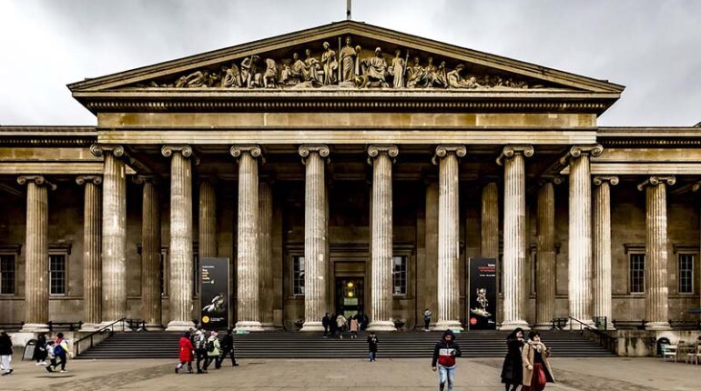 Londra müzelerindeki 1700'e yakın eser çalındı